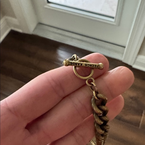 Gorgeous French Kande brass bow necklace - Picture 2 of 2